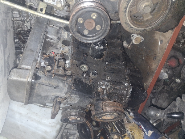 toyota-corolla-cikma-16-enjeksiyonlu-motor-yedek-parca